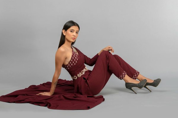 Démaquillage Doux : Astuces Essentielles pour un Soin de la Peau Efficace et Naturel